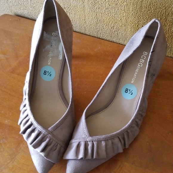 BCBGeneration Hills - Picture 2 of 2